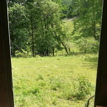 Mechovy Domecek Nad Pramenem Luxury tent