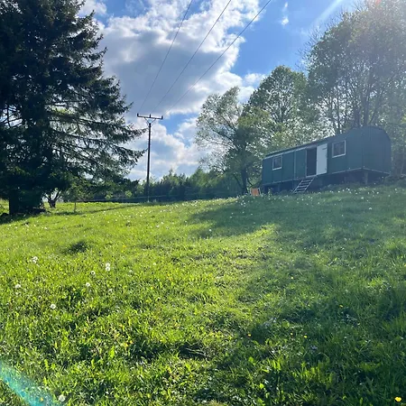 Mechovy Domecek Nad Pramenem Lyxtält *