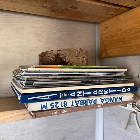 Lyxtält Mechovy Domecek Nad Pramenem *